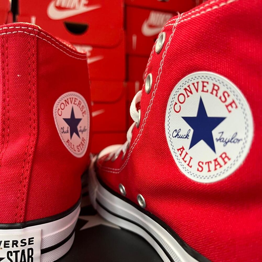 Converse Women's Red Trainers - Picture 5 of 7